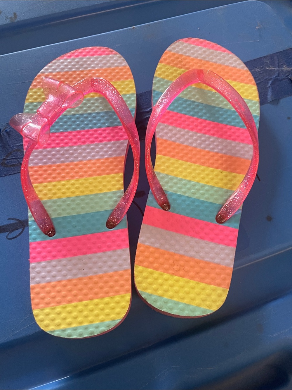 Girls' Multicolor Rainbow Stripe Flip Flop Sandals with Pink Glitter Straps